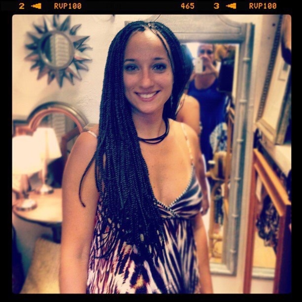 Meet your Posher, Flo